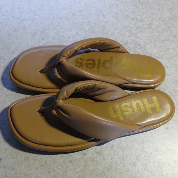 NWOT Hush Puppies Flip Flops Sz 8 Tan Cushioned Comfort Sandals Slip On Neutral - Picture 8 of 8